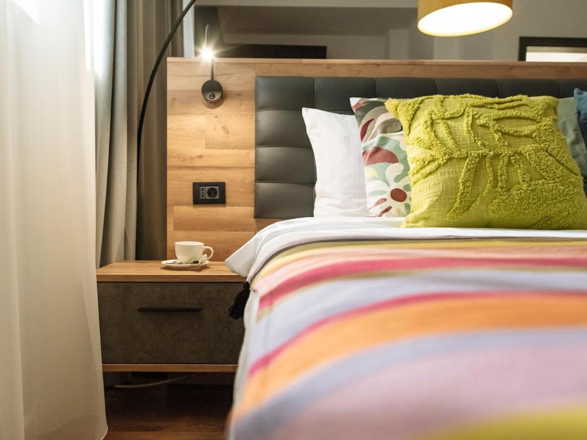 Apartament 20 - New Building & Parking