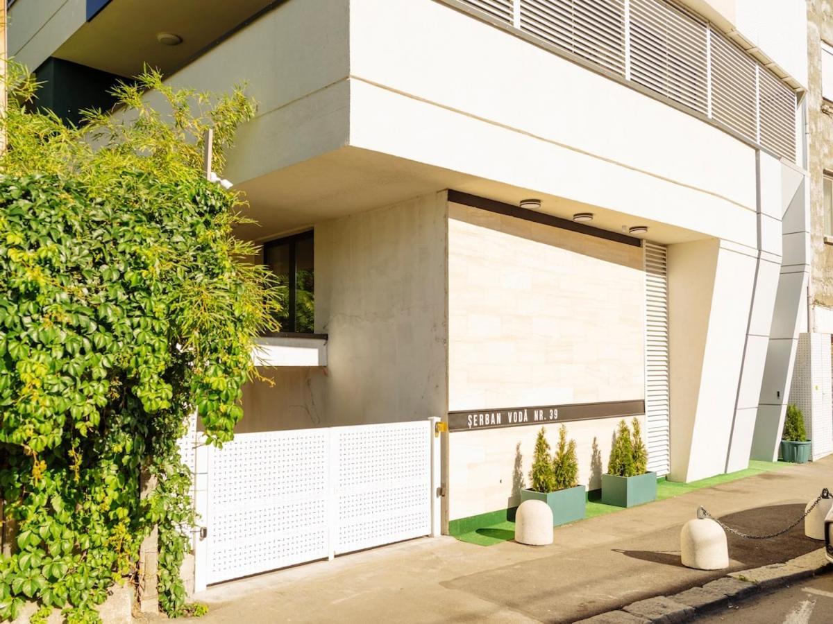 20 - New Building & Parking *